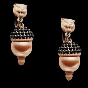Gucci Pink Faux-Pearl Lion Clip-On Earrings